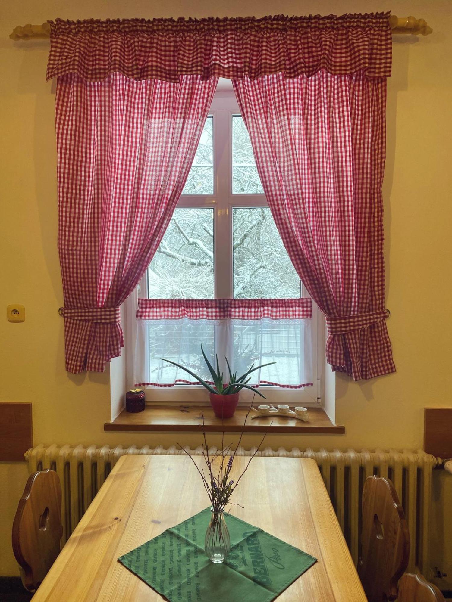Penzion Pod Zdanovem Nezdice Luaran gambar